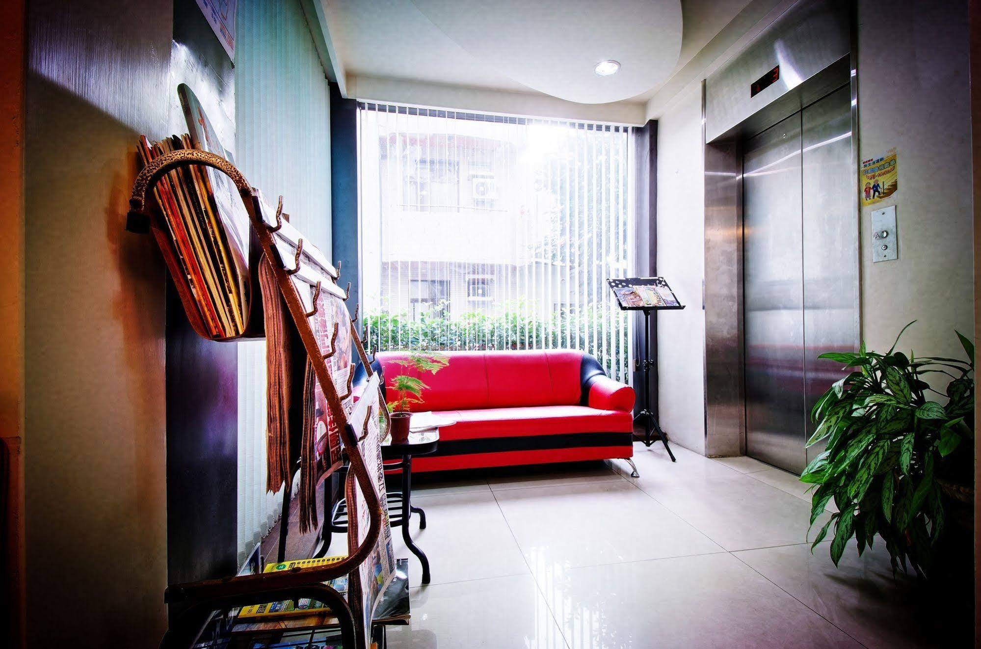 King Town Hotel Luodong Exteriér fotografie