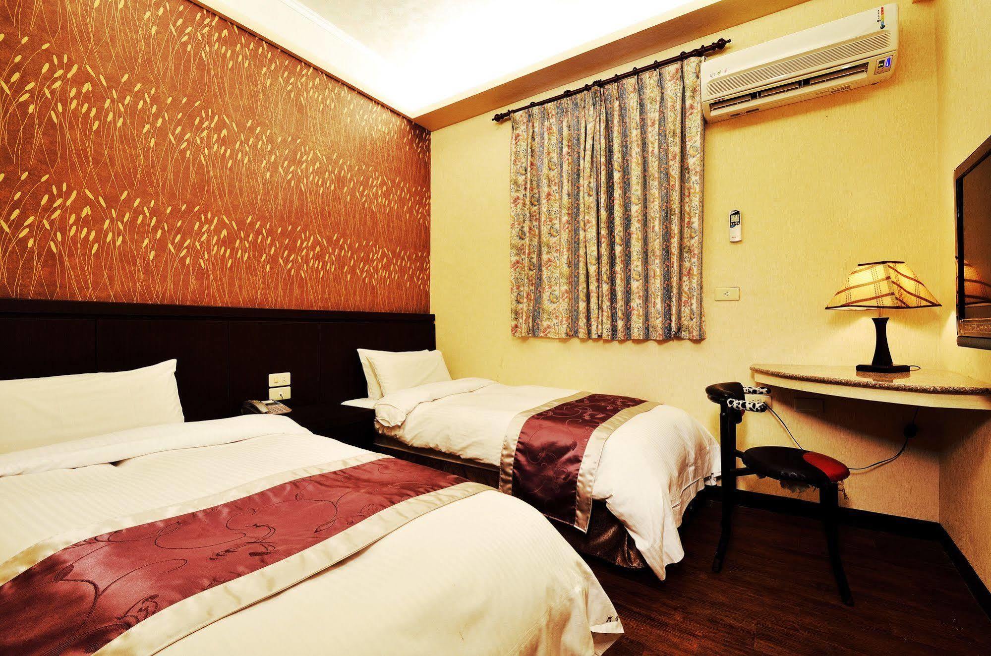 King Town Hotel Luodong Exteriér fotografie