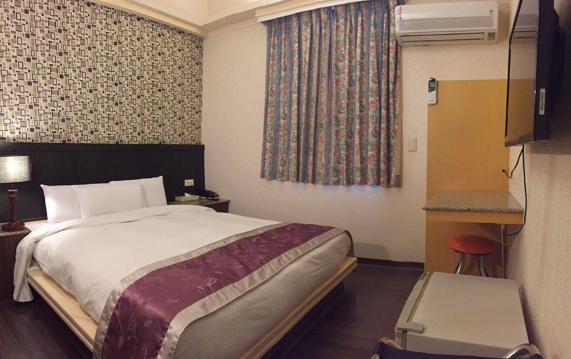 King Town Hotel Luodong Exteriér fotografie